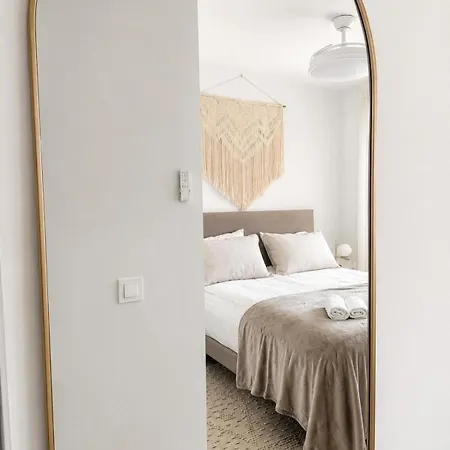 Chic And Elegant With Pool And Terrace In Bayside Lejlighed Estepona